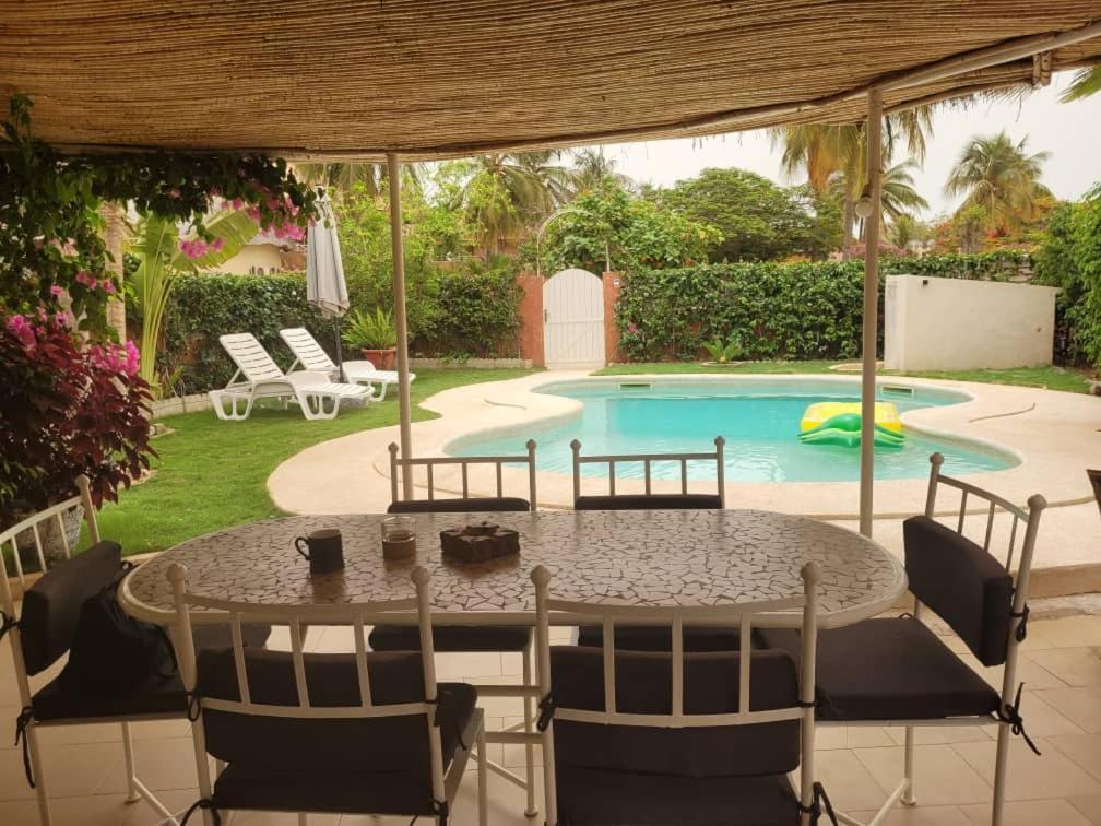 Villa Bord De Mer Avec Piscine Sali Tapé エクステリア 写真