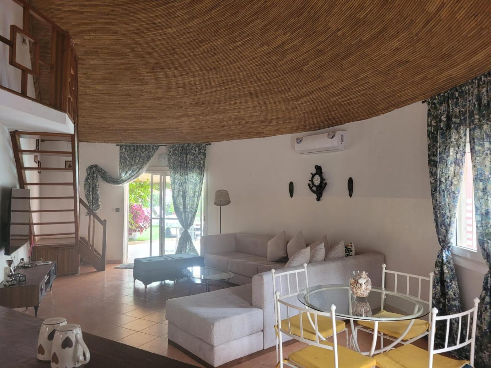 Villa Bord De Mer Avec Piscine Sali Tapé エクステリア 写真